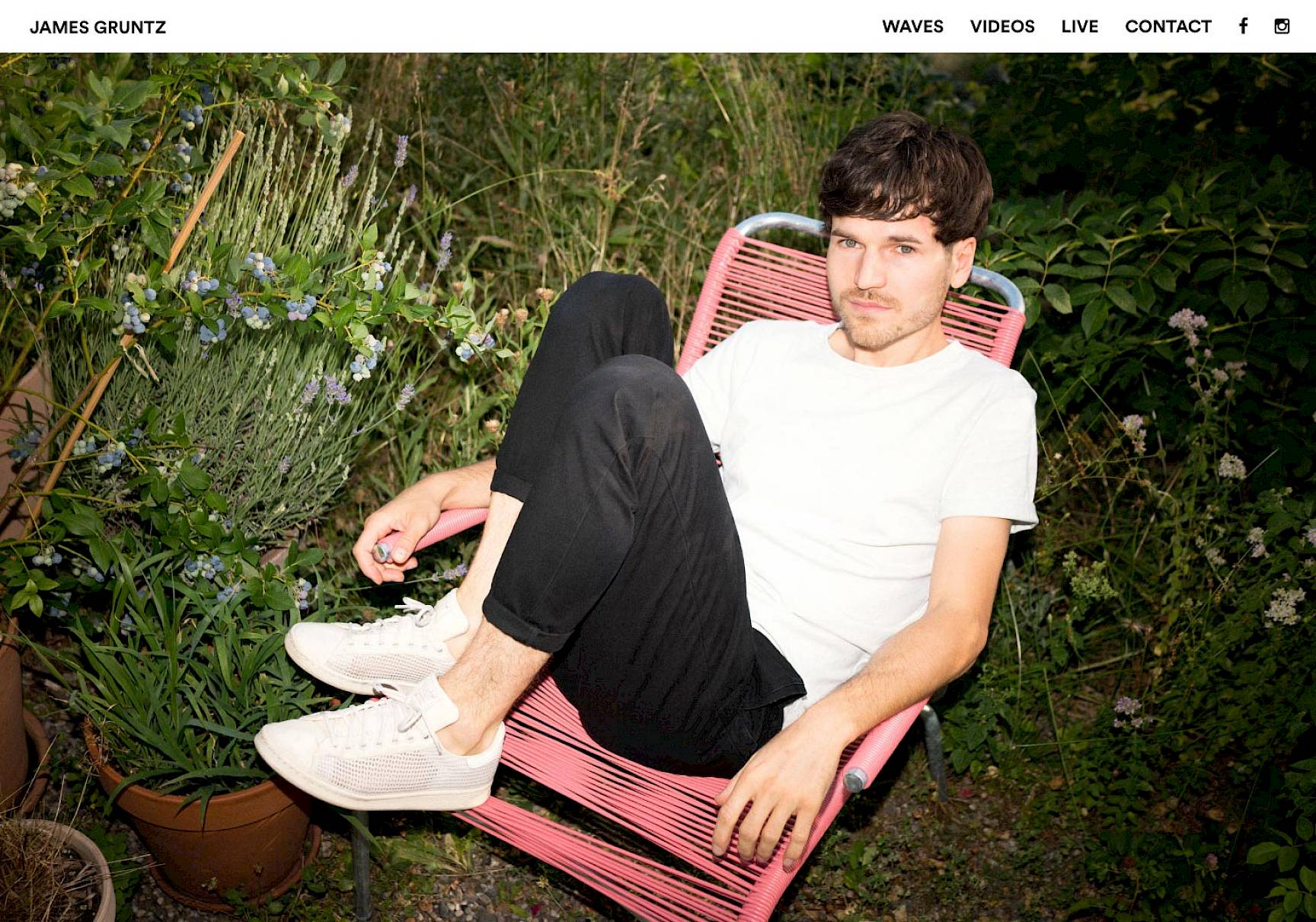 Code & cms für die Webseite des Musikers James Gruntz